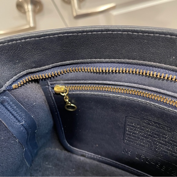 COACH VINTAGE EQUESTRIAN ZIP BAG No 9802 - Picture 12 of 16